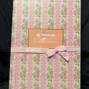 Stanley 40oz Love Shack Fancy